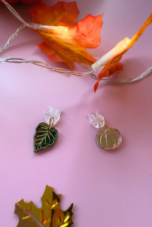 Autumn Days e-Reader Dust Plug Charms
