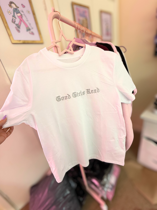 [Ready to Ship] Good Girls Read Embroidered T-shirt - Size L