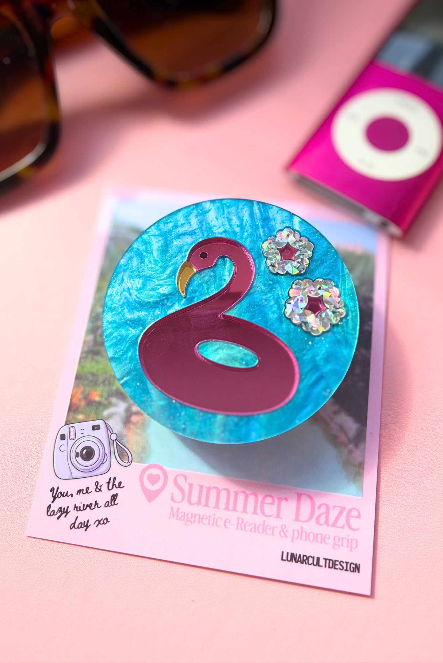 Summer Daze Magnetic e-Reader & Phone Grip [Limited Edition]