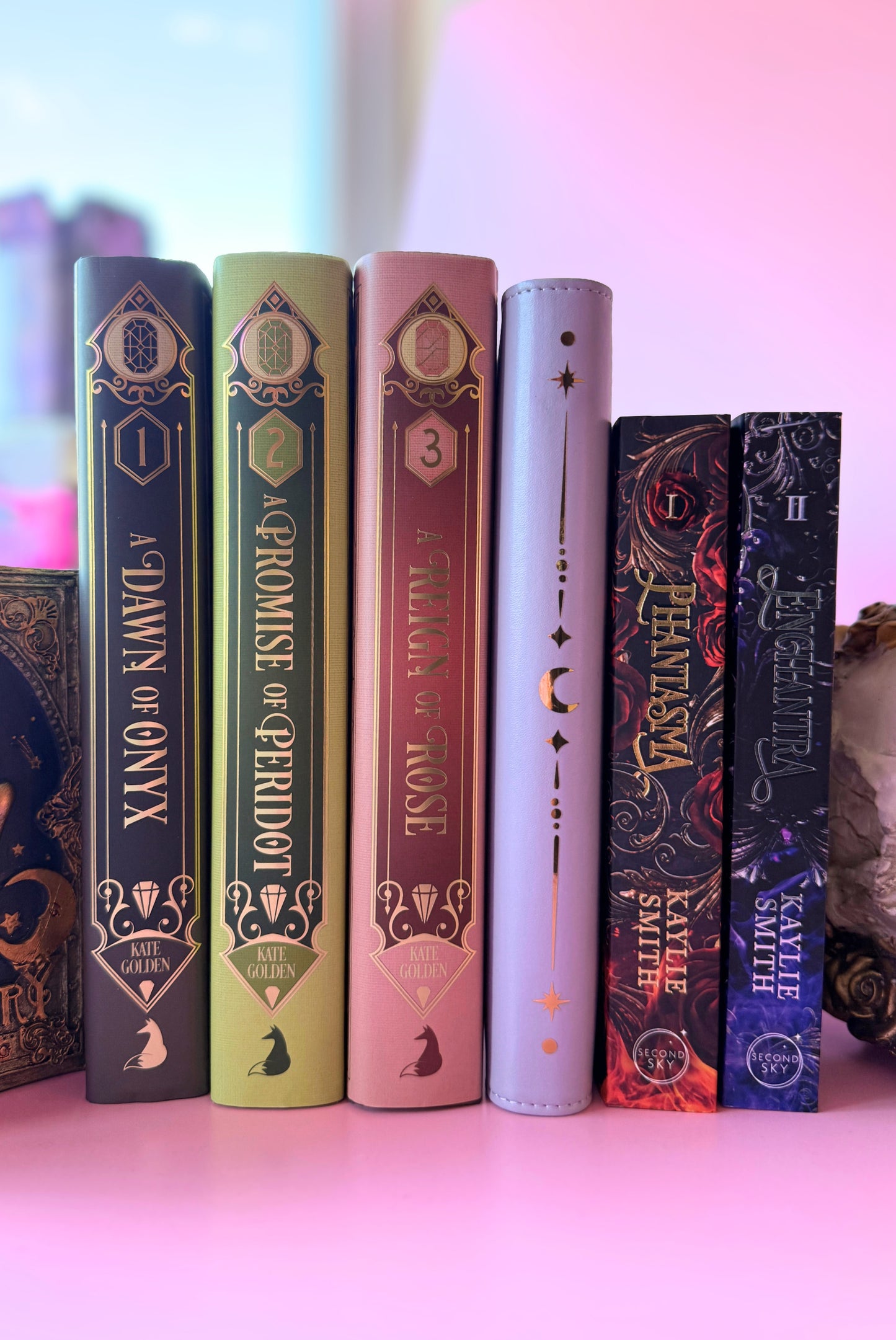 The Collector’s Tome – Binder for Bookish & Kindle Accessories